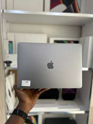 MacBook Pro 2020 - I5 | 8GB RAM | 256 image 1