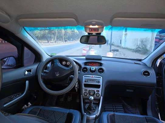 PEUGEOT 308 image 13