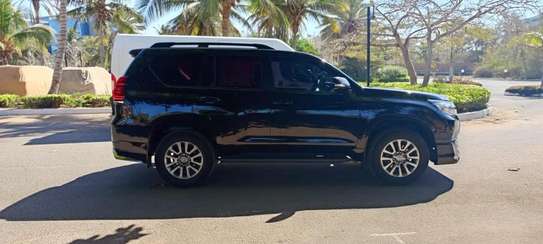Toyota Land Cruizer PRADO V6 image 7