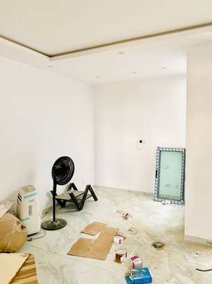 APPARTEMENT F3 À LOUER CITÉ DJILY MBAYE DIAMALAYE image 13