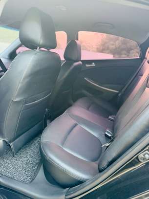 Hyundai Accent 2017 image 6