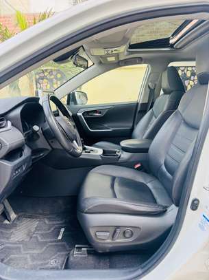 Toyota rav4 2021 hybride image 5