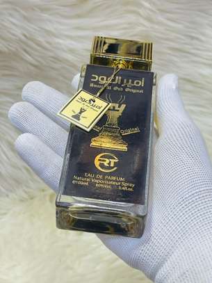 Parfum oud image 1