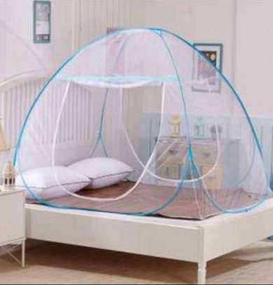 Moustiquaire pliable lit double blanche avec armature rouge image 1