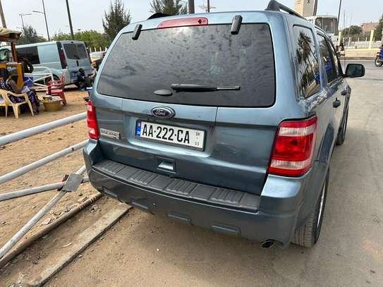 Ford escape image 3