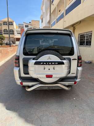 mitsubishi pajero image 7