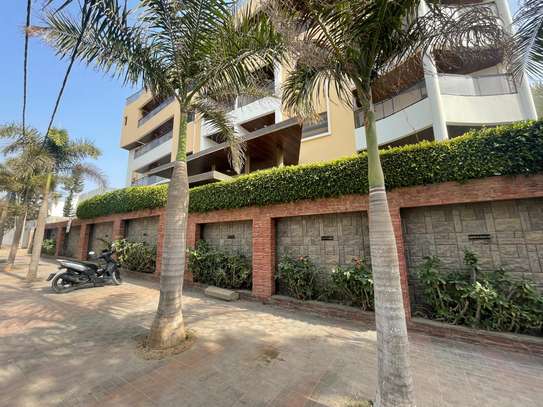 Duplex à louer aux almadies image 3