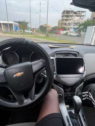 Chevrolet Cruz 2012 image 7