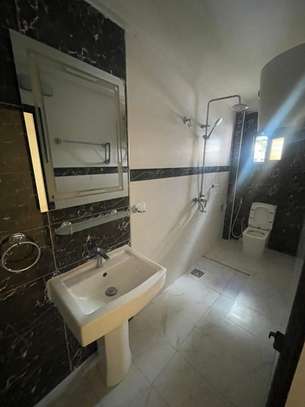 Appartement à louer  Sacrée Coeur 3 image 10