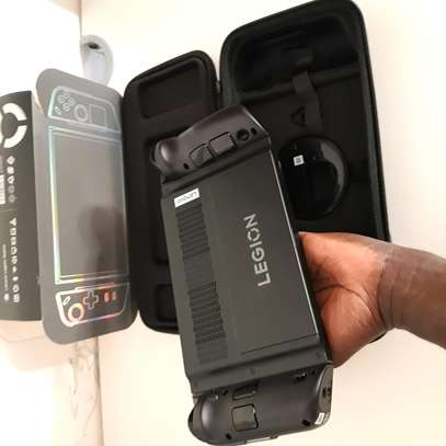 LENOVO LEGION GO image 2