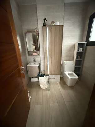 Duplex entrée privée à louer Mermoz derrière El Tonn image 10