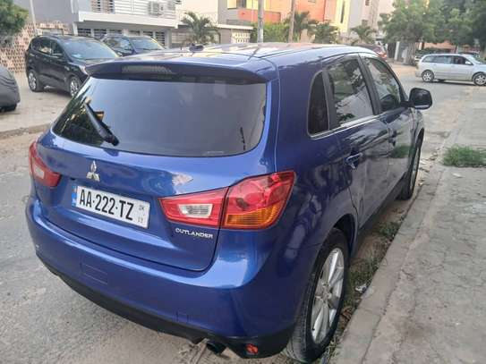 A vendre Mitsubishi outlander 2015 image 9