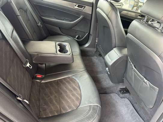 Hyundai sonata sport  limited 2018 image 3