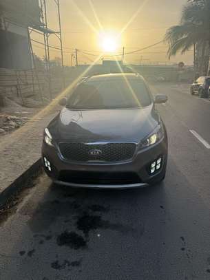 2016 kia sorento SX fully loaded image 2