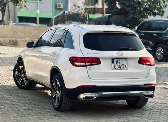 2016 Mercedes-Benz GLC300 image 7
