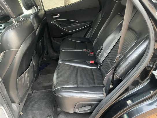 Hyundai  Santafet  5places 2014 image 4