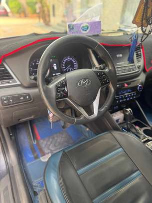 2016 HYUINDAI TUCSON EVGT image 11