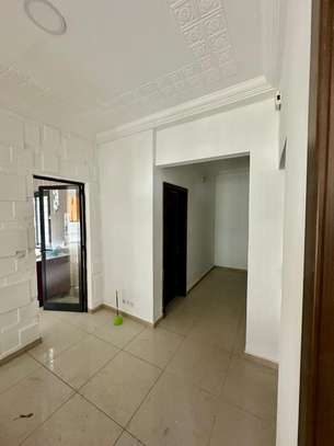 Magnifique appartement de type F4 à louer image 12