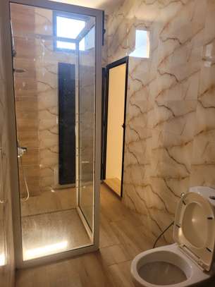 Trois chambres à louer par mois image 14