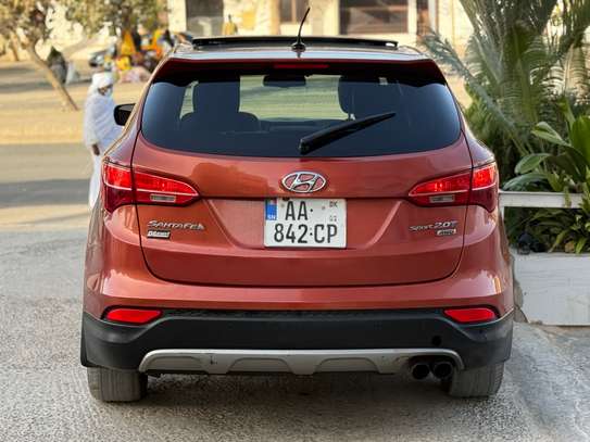 Hyundai SANTAFE image 2