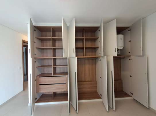 ALMADIES : APPARTEMENT F3 EXCEPTIONNEL  À LOUER image 10