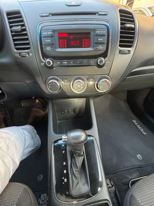 Kia forté image 8