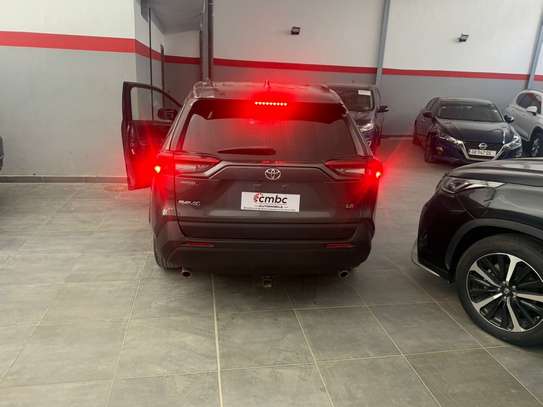 2022 / TOYOTA RAV4 VENANT XL image 5