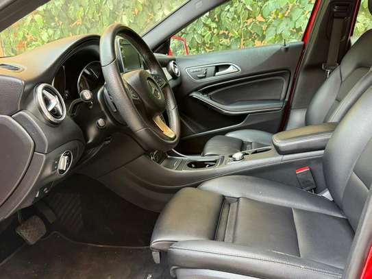 MERCEDES-Benz GLA250 VENANT 4Cylindres image 11