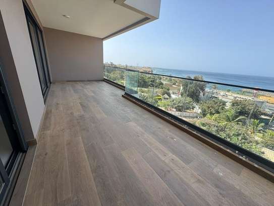 Apparemment à louer corniche fan résidence 4 chambres image 2