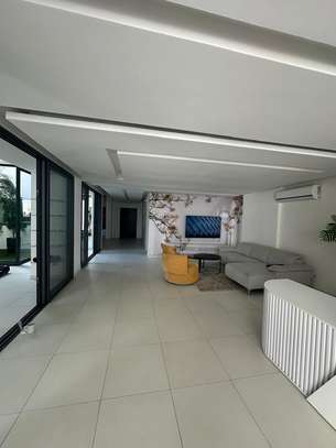 Appartement de Standing au Virage image 15