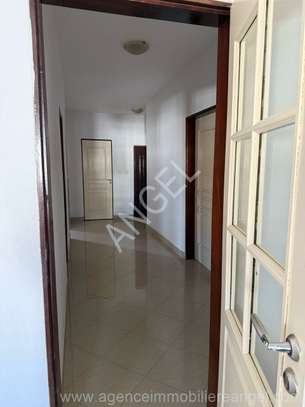 Ref_2406_GL Bel appartement  à louer à Karak-école police image 11