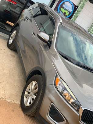 KIA SORENTO image 11
