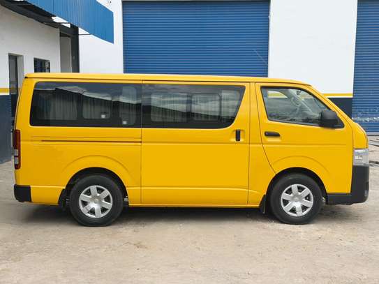 vends toyota hyace image 1