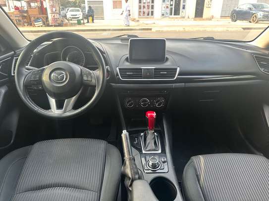 Mazda 3 2016 image 6