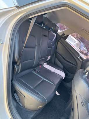 Hyundai Tucson image 9