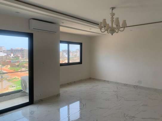 Appartement neuf grand standing aux Almadies image 1