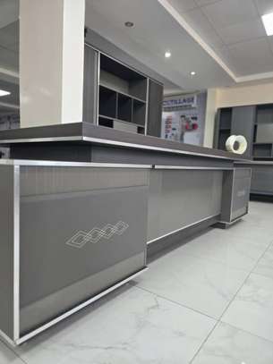 BUREAU YD320D28 image 1