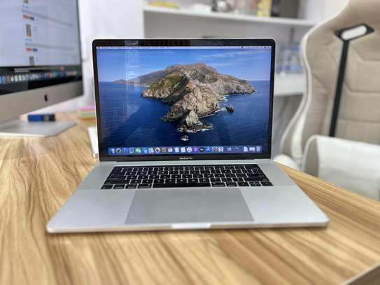 MacBook Pro 15'' 2016 image 1