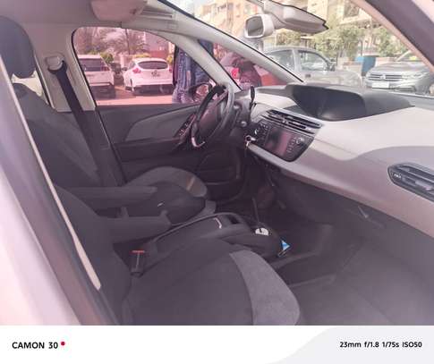 CITROEN C4 2019 image 7
