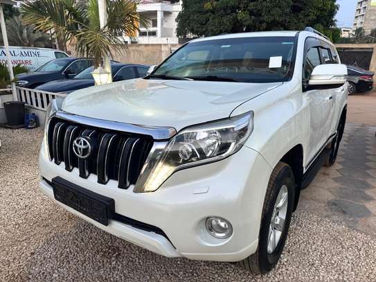 Toyota Land Cruiser Prado image 4