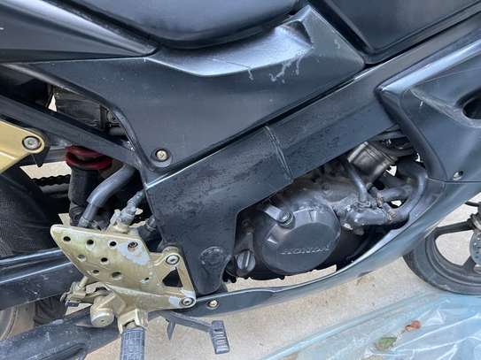 Honda CBR125 image 8