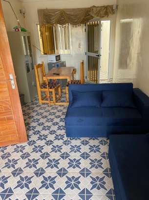 Studio meublé à ouakam image 4