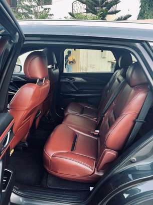 Mazda cx-9 image 8