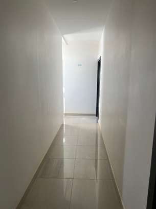 Appartement F3 vide à louer aux Mamelles, cité Mbakiyou Faye image 8