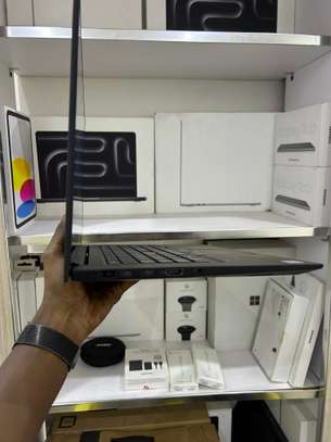 Lenovo ThinkPad X1 Extreme Gen 3 - I7 10e | 16GB RAM | 512 image 4