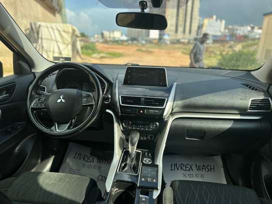 Mitsubishi ÉCLIPSE AIR CROSS ANNÉE 2019 image 4