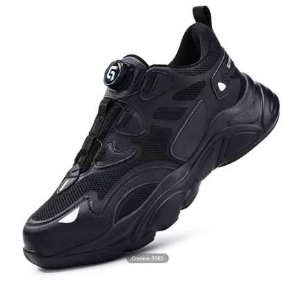 CHAUSSURE DE SECURITE DE TRAVAIL image 1
