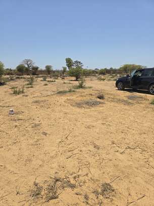 Terrain a Pout CR de keur moussa image 3