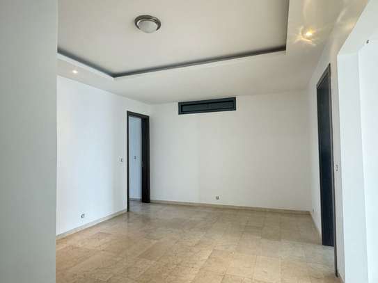 Appartement f4 avec vue/ mer à louer à mermoz corniche image 3