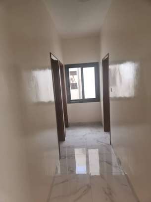 Appartement F4  à louer aux Almadies image 6